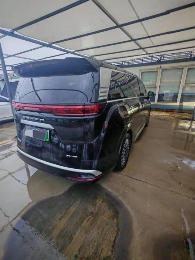 Denza 2024 Denza D9 DM-i 1.5T Stepless 980 Four-wheel Drive Honorable Automatic Gear 5