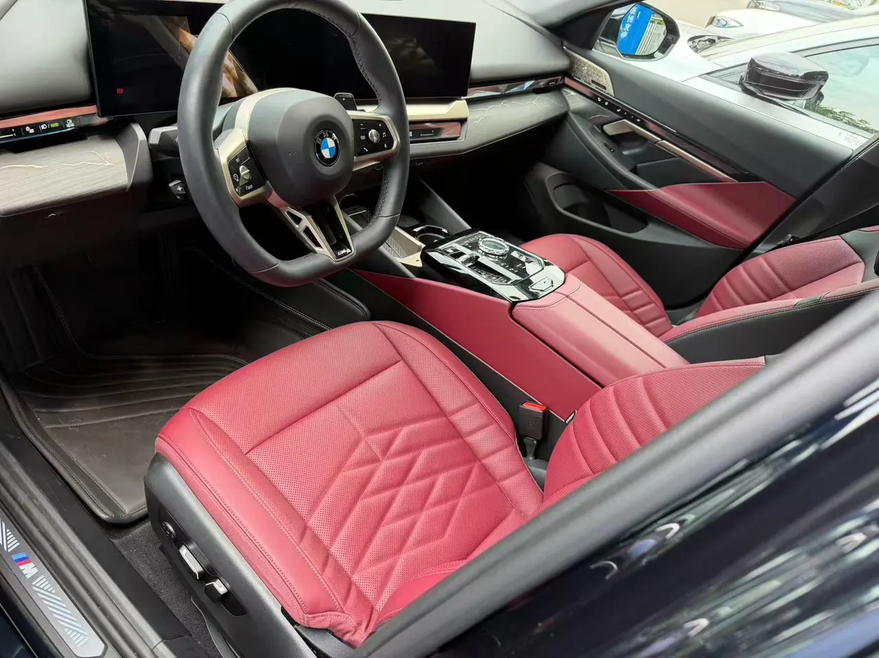 BMW 5 series 2025 530Li 48V 2.0T exclusive m sports suit automatic gear 2