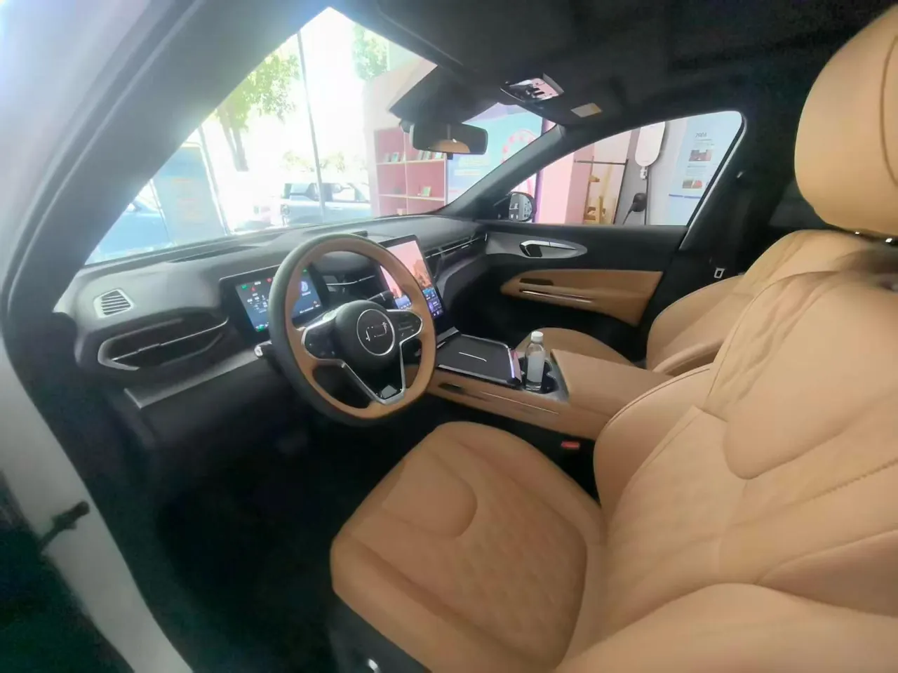 Bestune 2025 yueyi 07 1.5T 210km leisurely version of automatic gear 5