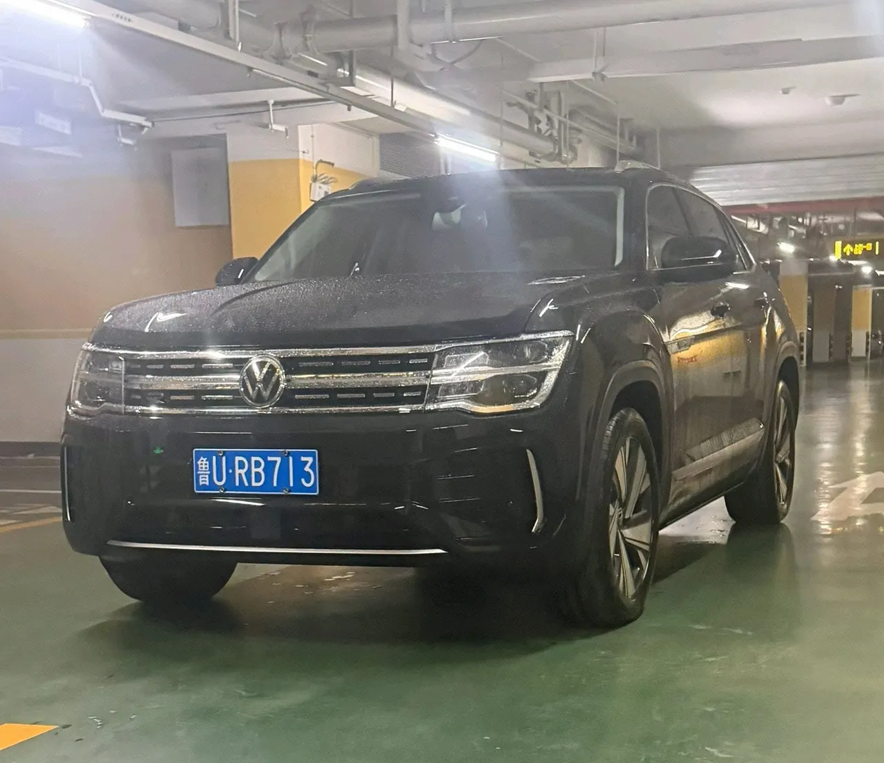 打开图片灯箱:Volkswagen 2024 Tuang X 2.0TSI 380TSI 4WD Respect Deluxe Automatic Transmission