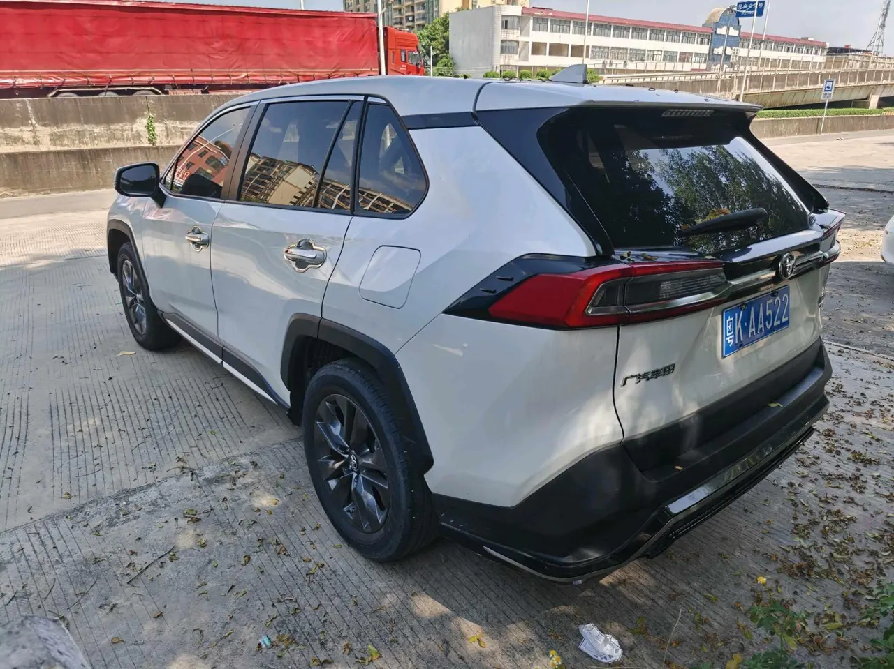 Toyota 2021 Wilanda 2.0 Stepless Four-wheel Drive Deluxe Edition Automatic Transmission 6