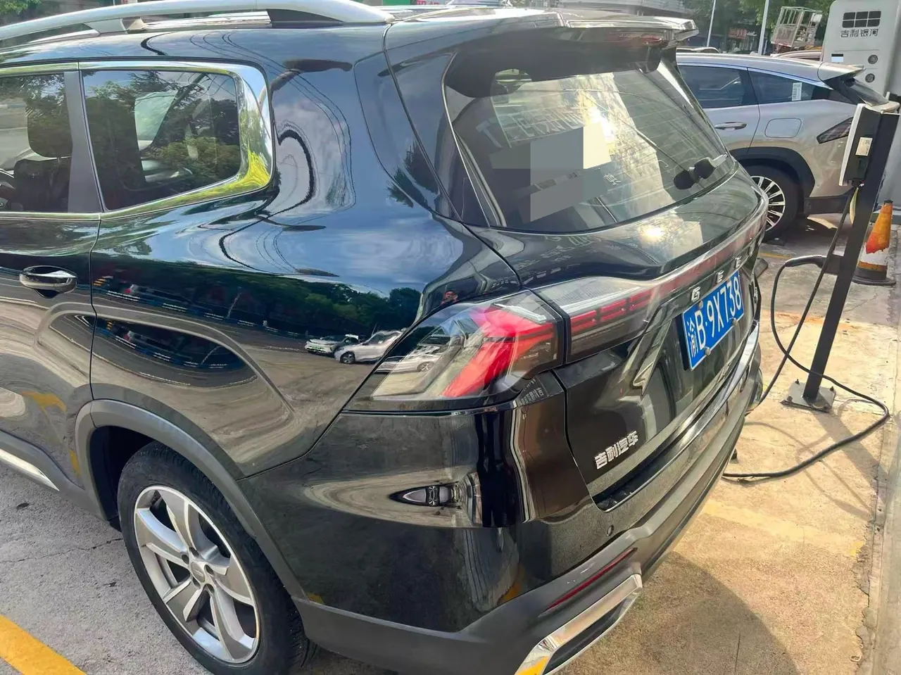 Geely 2023 Hao Yue L 2.0TD Honorable Automatic Transmission 4