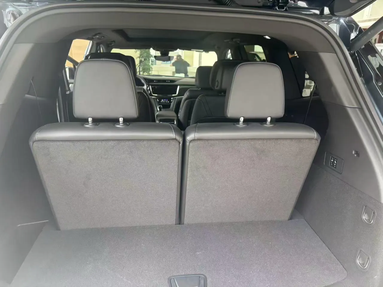 Cadillac 2025 XT6 48V 2.0T 6 4-wheel drive luxury executive classic automatic gear 2