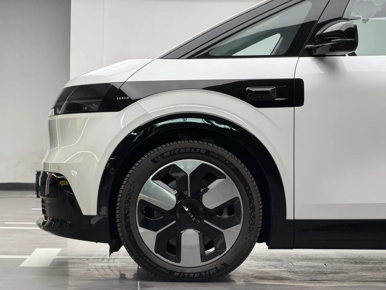 Zeekr 2025 Zeekr MIX Smart Driving Edition Automatic Transmission 2