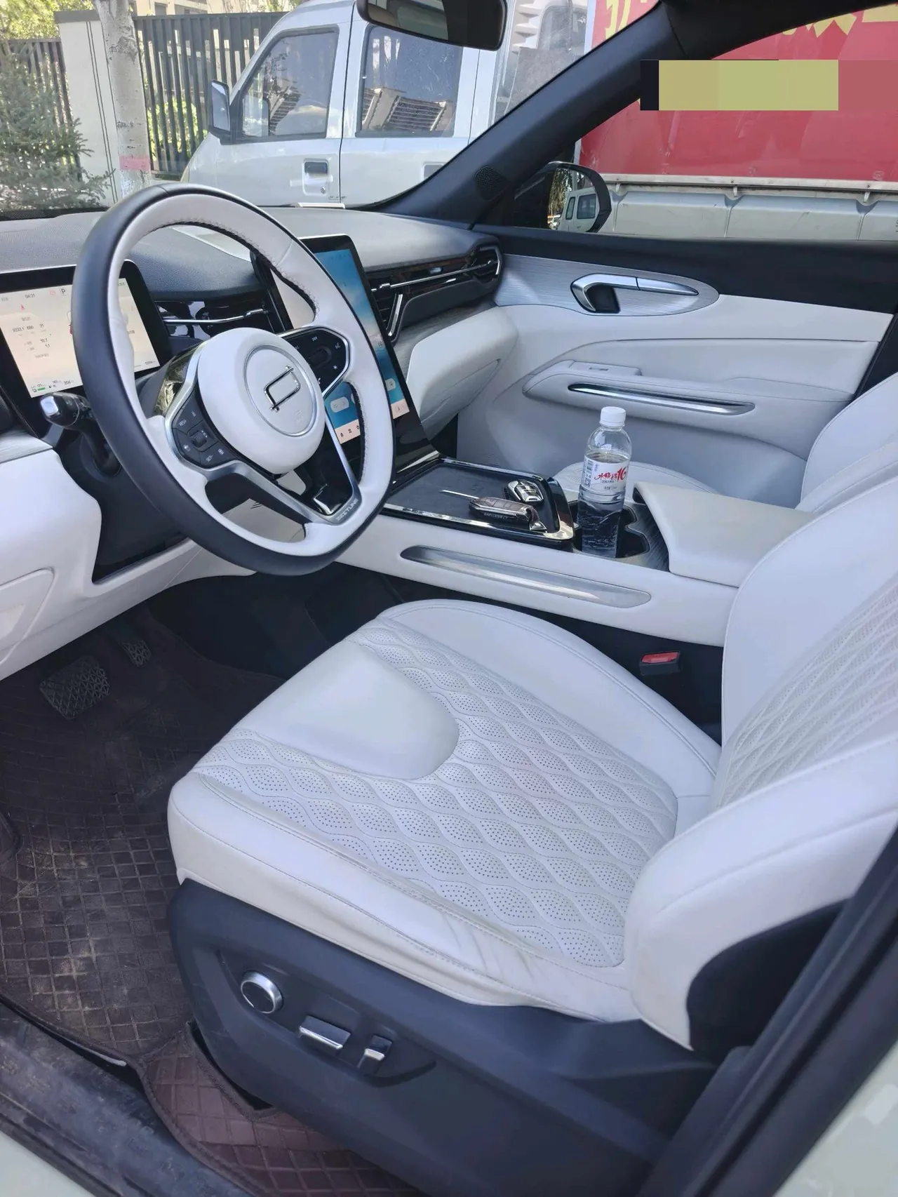 Bestune 2025 Yueyi 07 1.5T 150km Xinyue Edition Automatic Gear 4