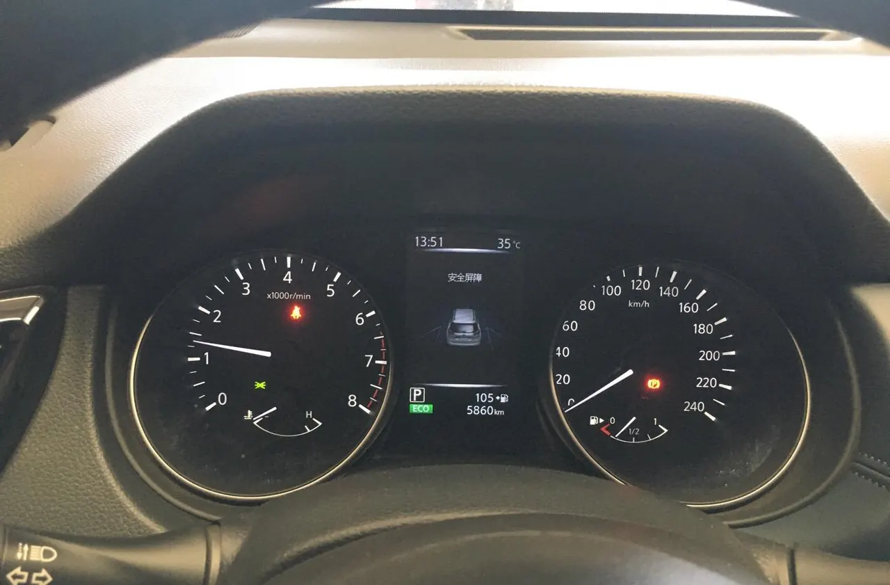 Nissan 2025 Qijun Honor 2.0 Stepless Two-Drive Leading Edition Automatic Transmission 5