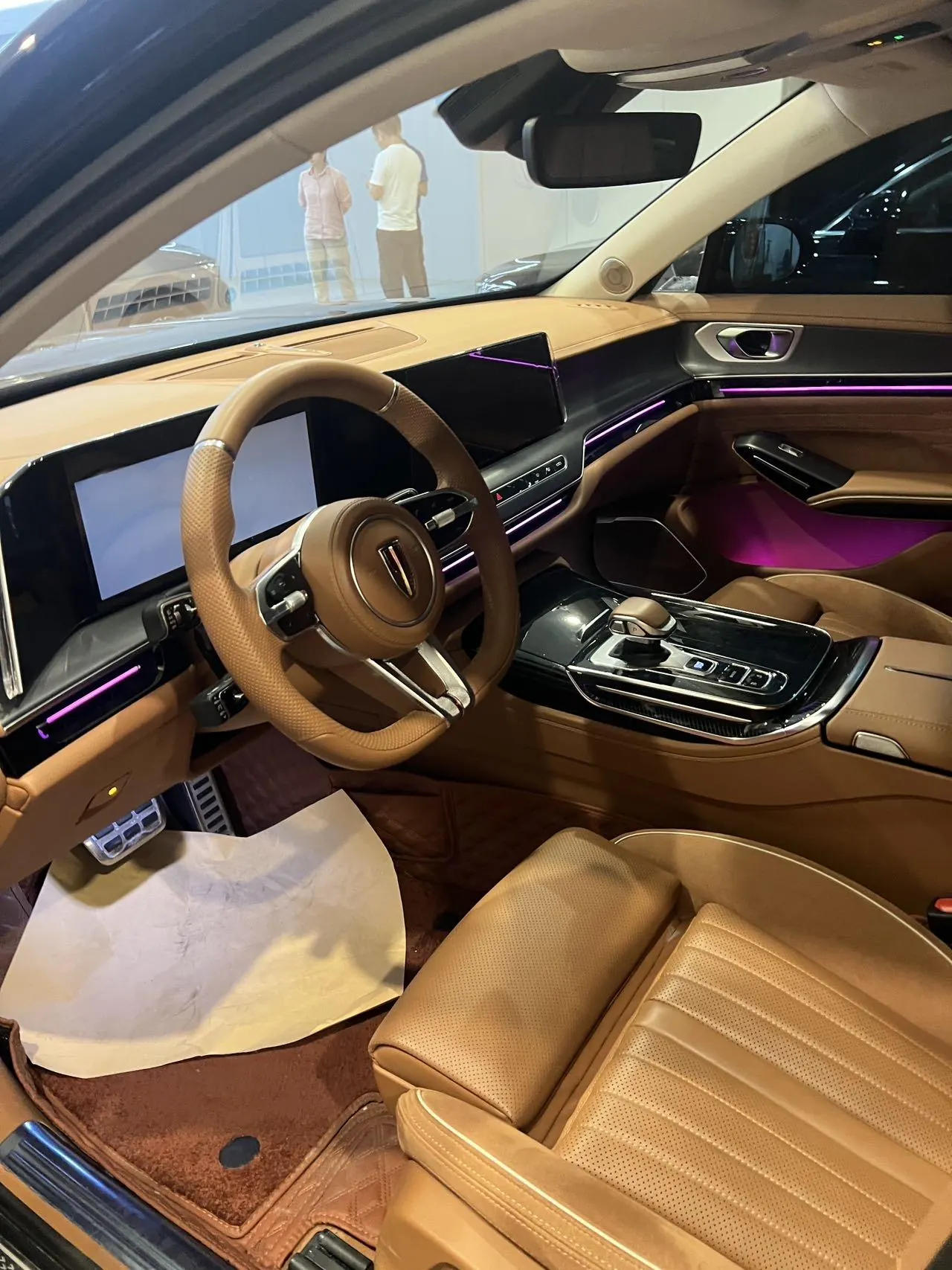 HongQi 2024 H9 48V 2.0T Flag Enjoy Private Fashion Edition Automatic Gear 4