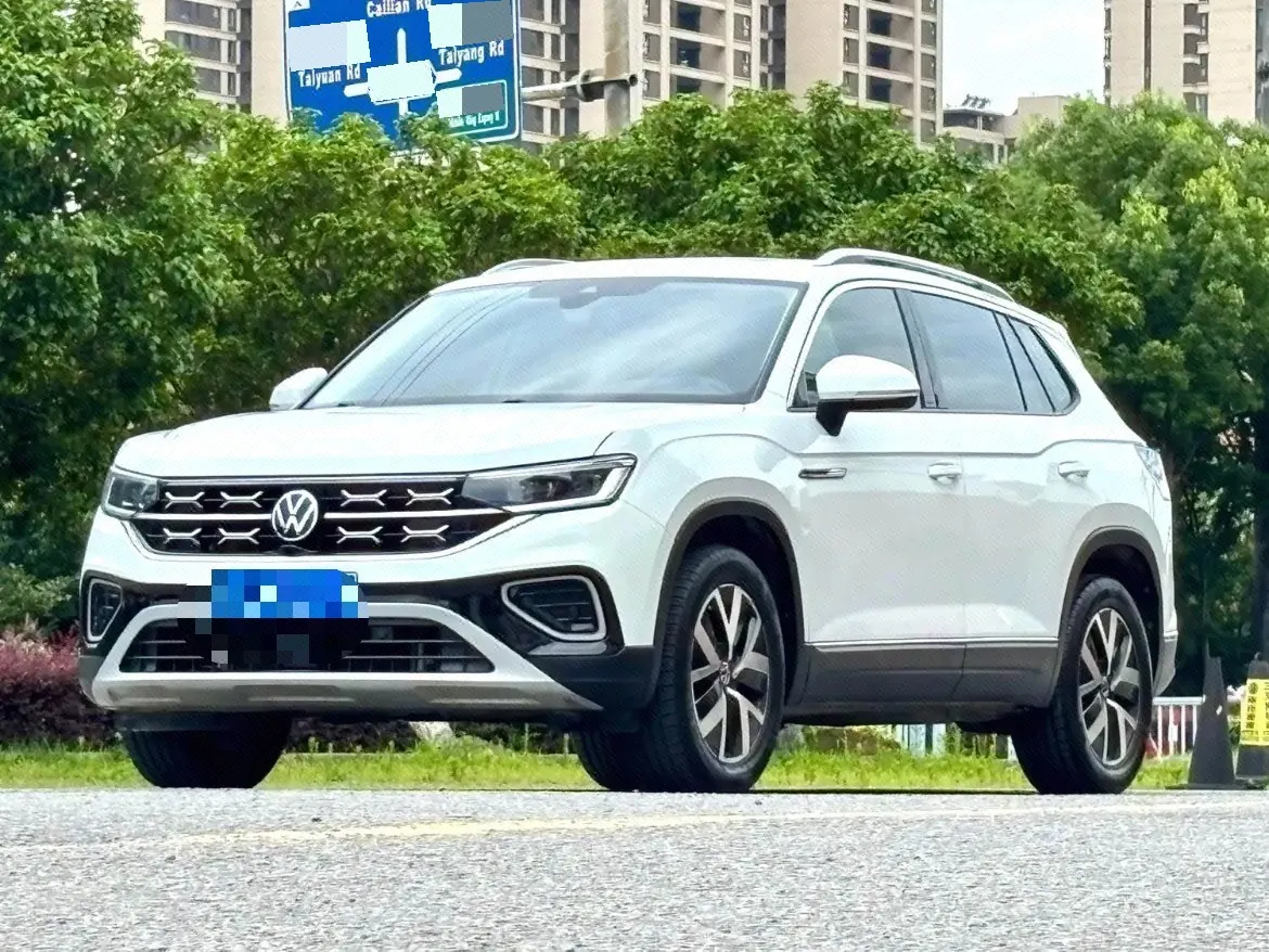 Open image lightbox: Volkswagen 2021 Tanyue 2.0TSI 330TSI Two-Drive Deluxe Smart Plus Automatic Gear
