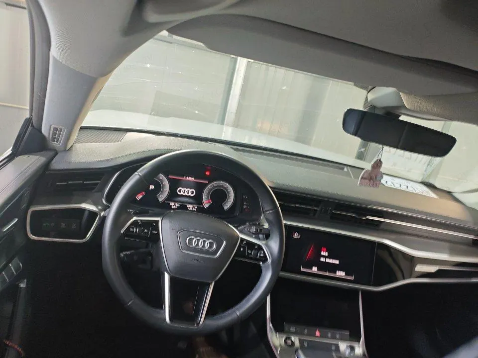 Audi A7 (Imported) 2021 A7 Sportback 2.0TFSI 45TFSI Automatic Gear Selection 3