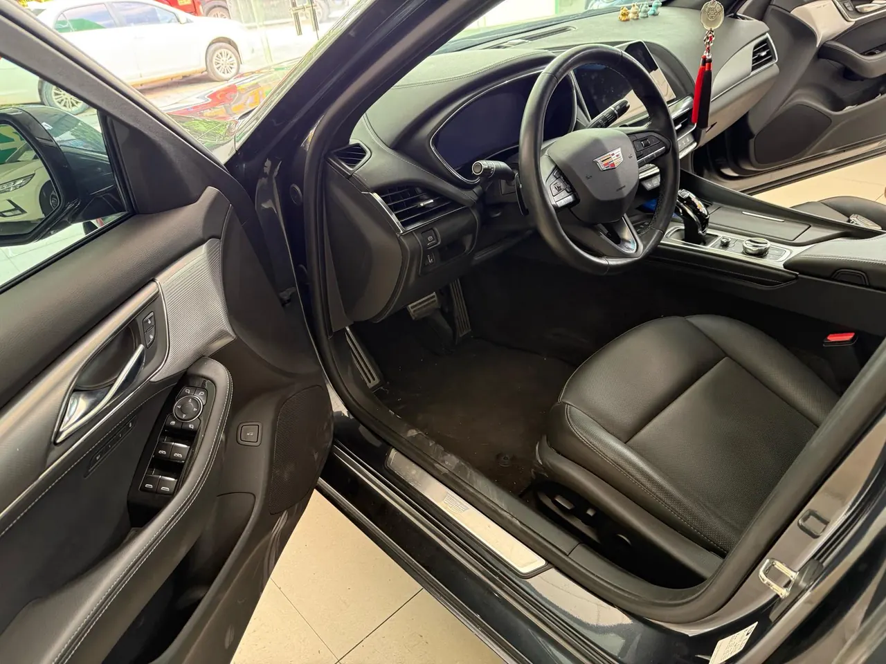 Cadillac 2022 CT5 2.0T 28T honorable automatic gear 2