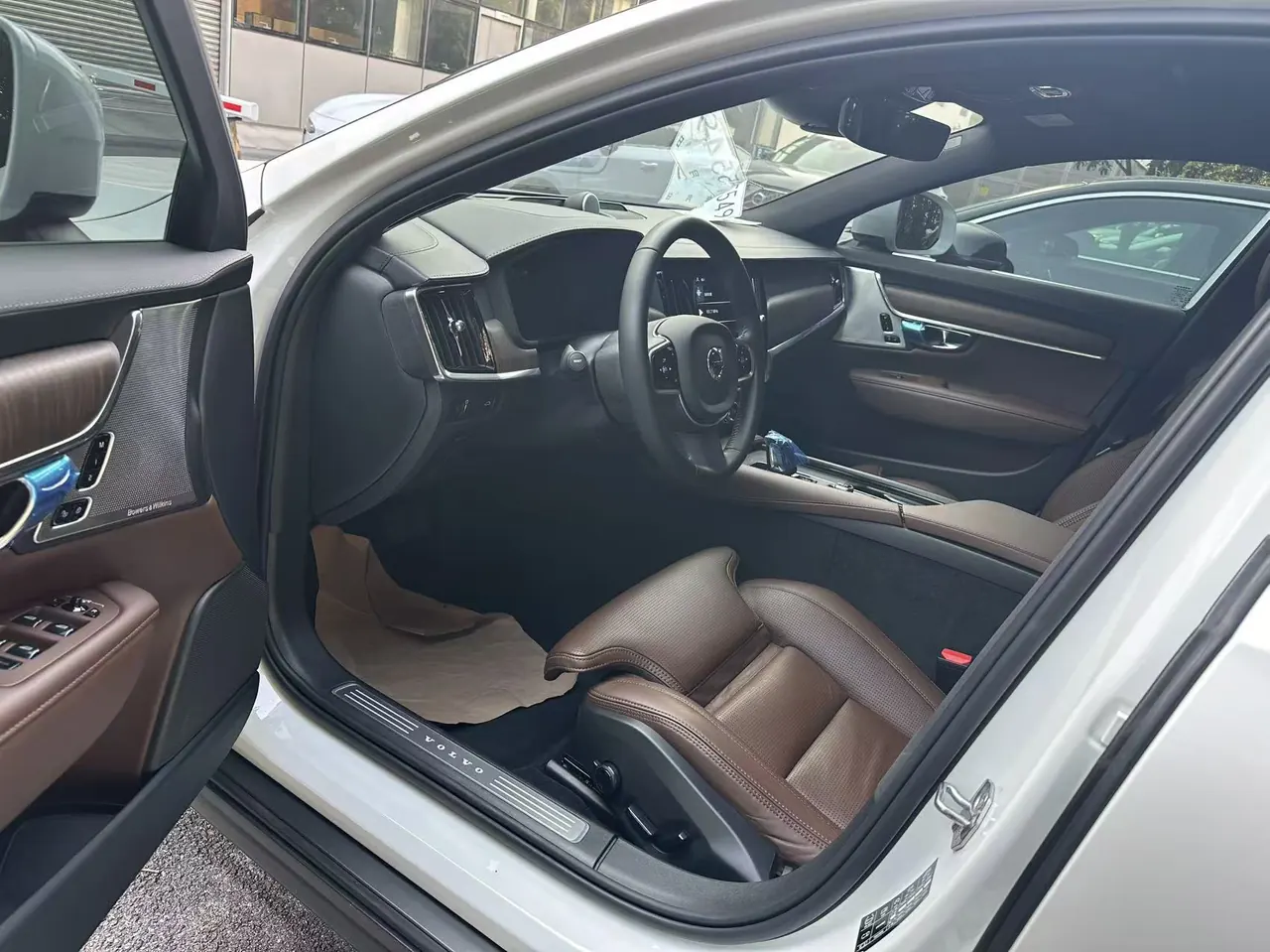 Volvo V90 (Imported) 2020 V90 Cross Country 2.0T T5 AWD Smart Edition Automatic Gear 6
