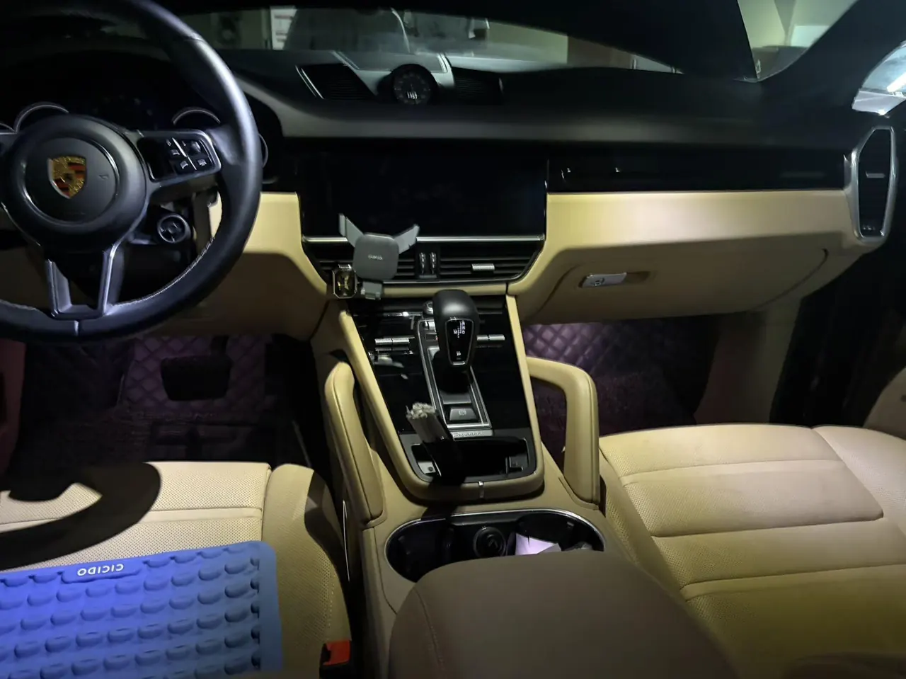 Porsche Cayenne New Energy (Imported) 2021 Cayenne Oil and Electric Hybrid 2.0T Automatic Gear 4
