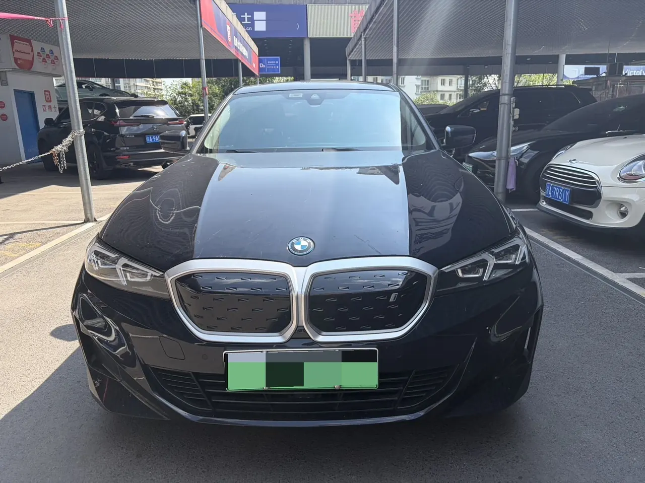 BMW 2024 i3 eDrive 35 L automatic gear 2