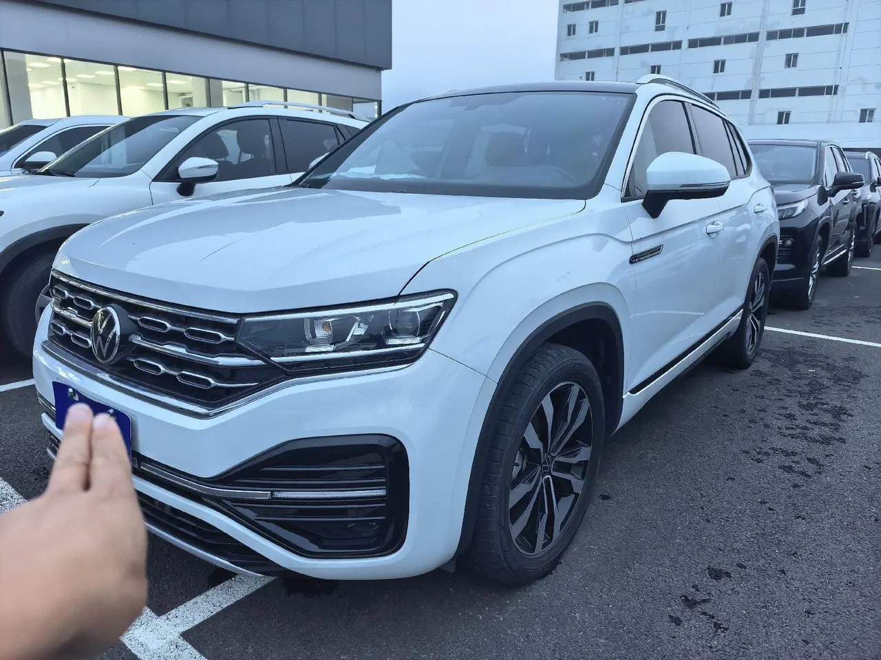 打开图片灯箱:Volkswagen 2022 Tanyue 2.0TSI 380TSI Four-wheel Drive Deluxe Smart Union Pro Automatic Gear