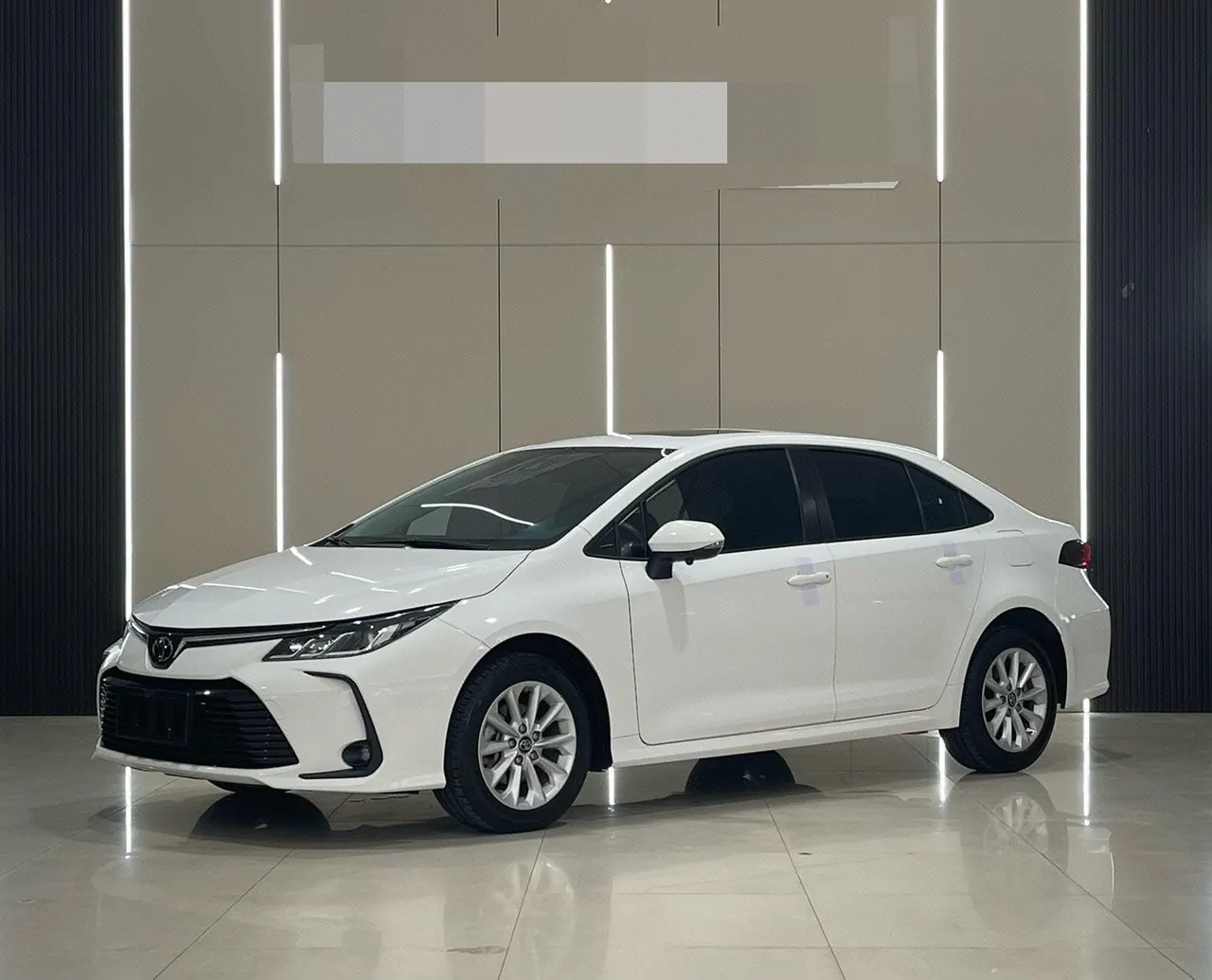 打开图片灯箱:Toyota 2021 corolla 1.2T stepless elite PLUS version of automatic gear
