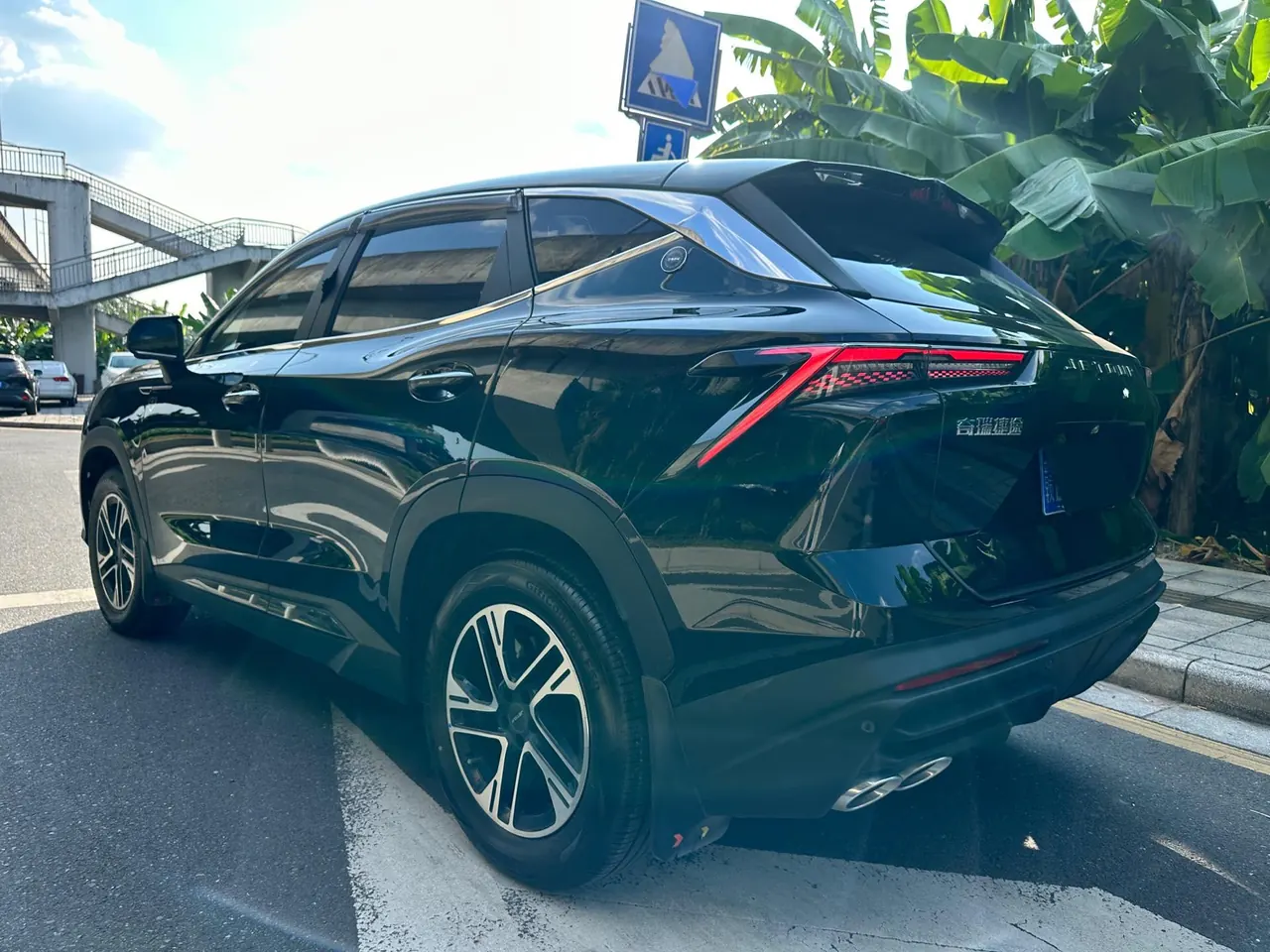 Jetour 2025 Dasheng 1.5T to Perfect Edition Automatic Gear 4