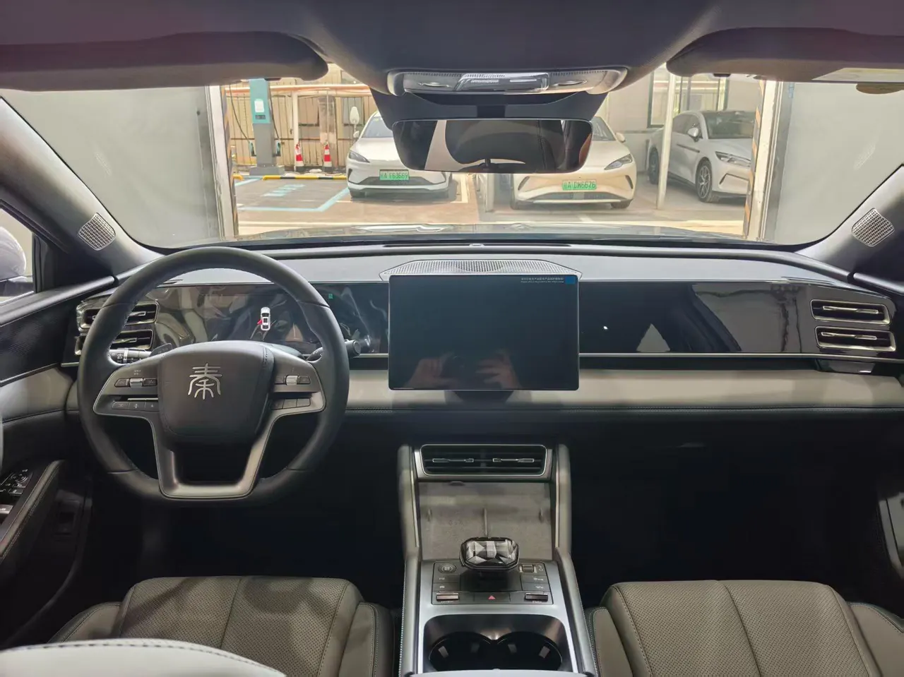BYD 2025 Qin L DM-i 1.5 stepless smart driving version 120KM Exceed automatic gear 6