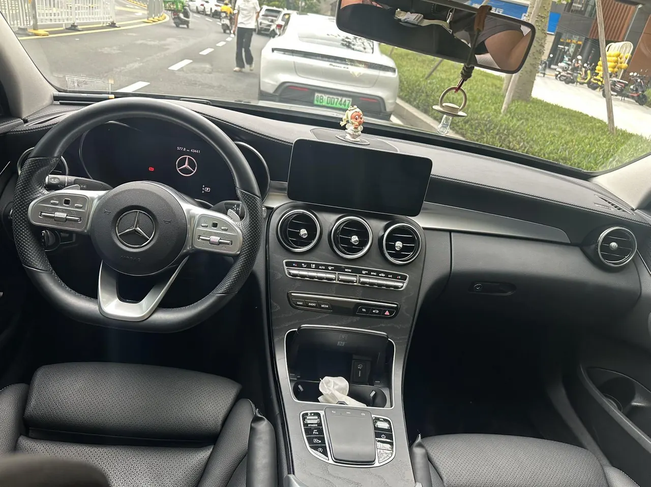 Mercedes Benz Class C 2020 C 260 L 48V 1.5T Automatic 4