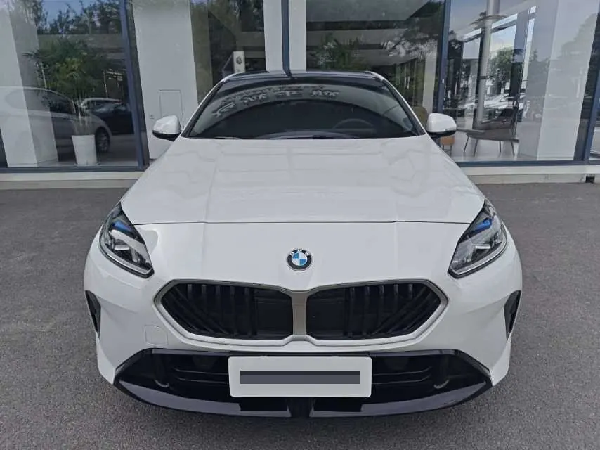BMW 2 Series 2025 225L 2.0T M Sports Suit Automatic Gear 2