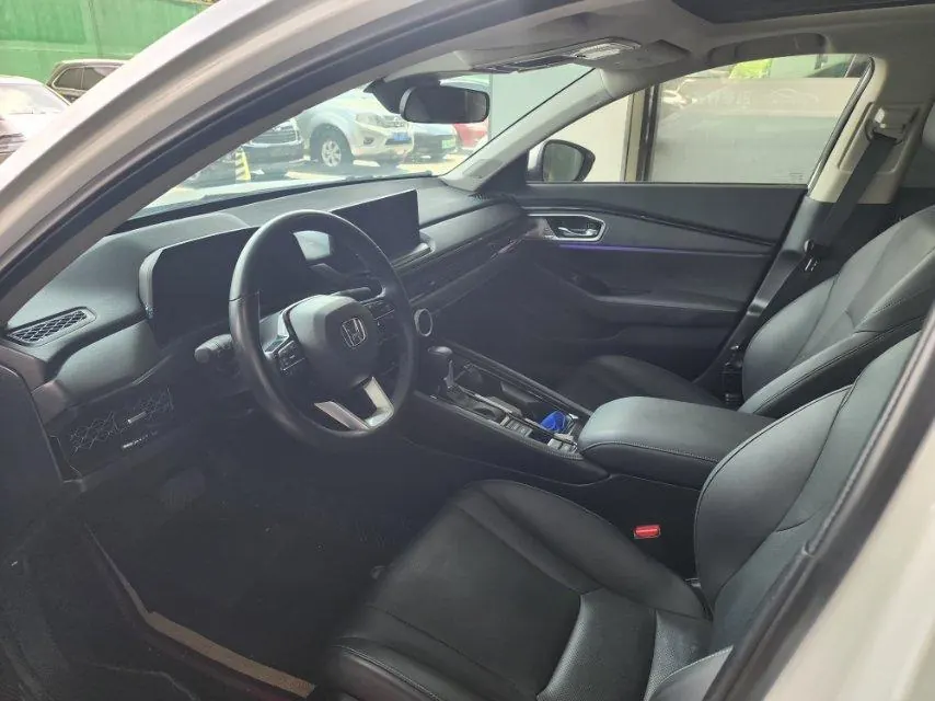 Honda 2023 11th Generation Accord 1.5T Stepless 260TURBO Excellent Automatic Gear 2