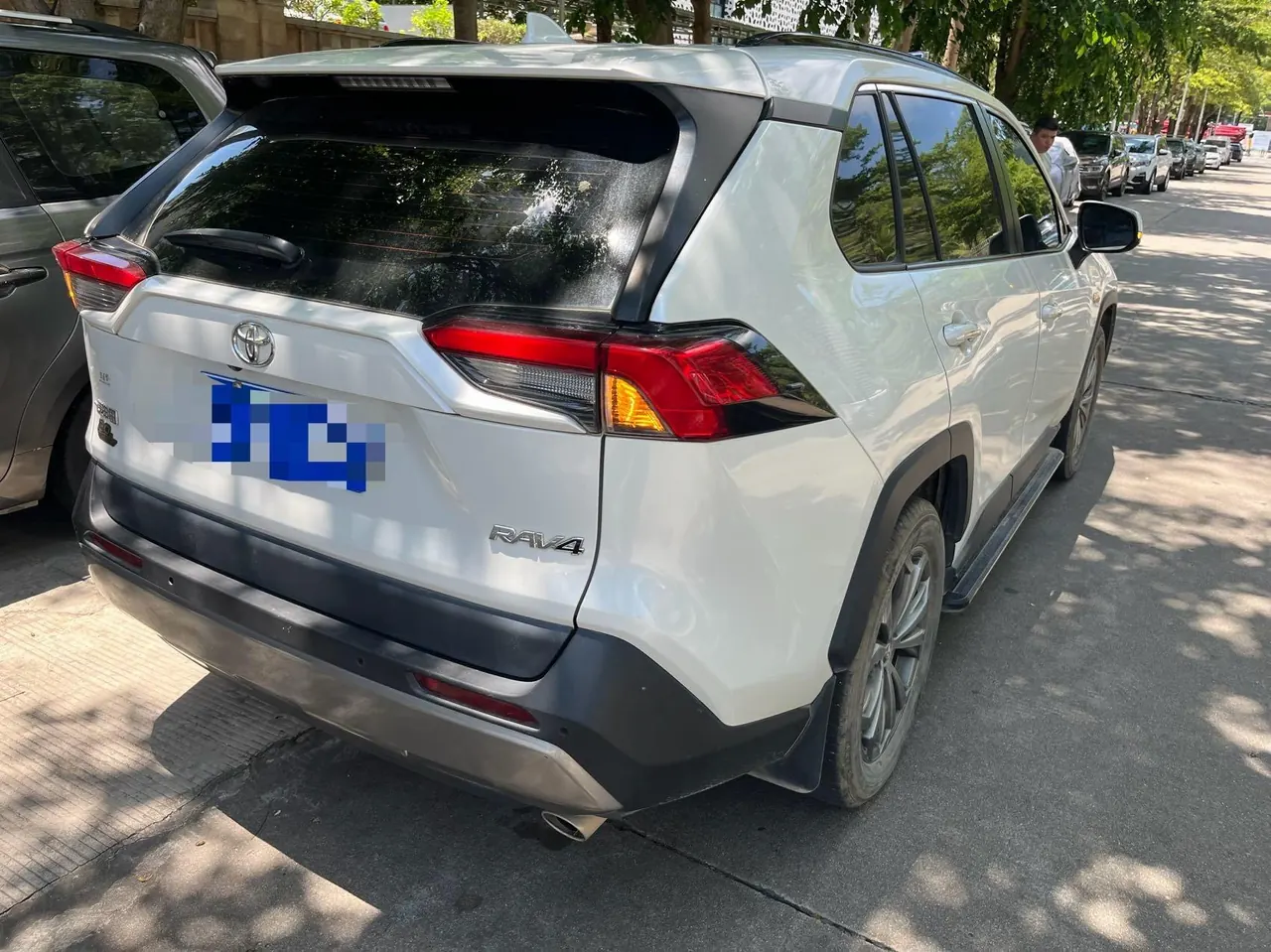 Toyota 2023 RAV4 Rongbo 2.0 Stepless Two-Drive Fashion Edition Automatic Gear 3