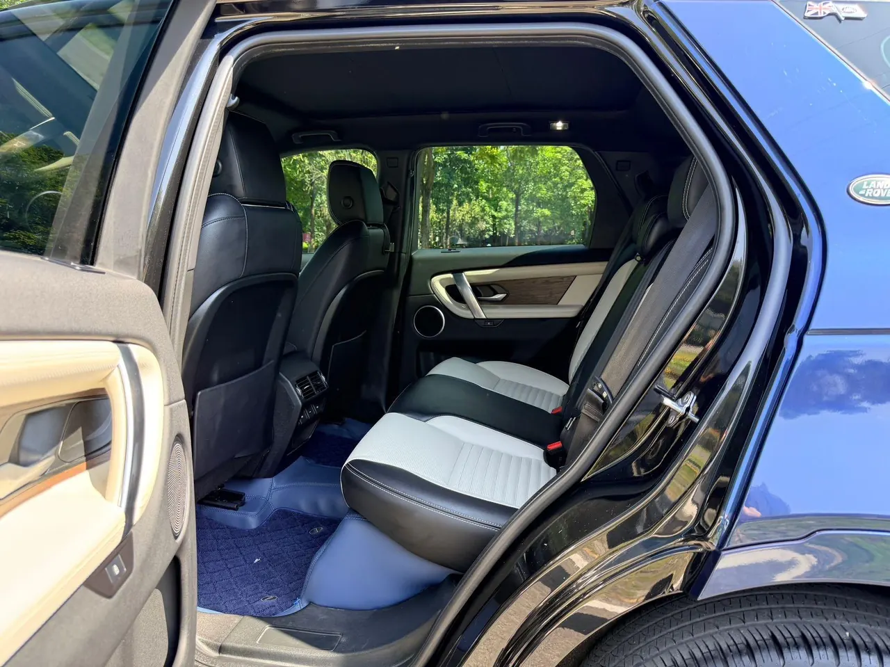Land Rover 2021 Discovery Sports Edition 48V 2.0T 249PS R-Dynamic SE Performance Technology Edition 5-seat Automatic Gear 8