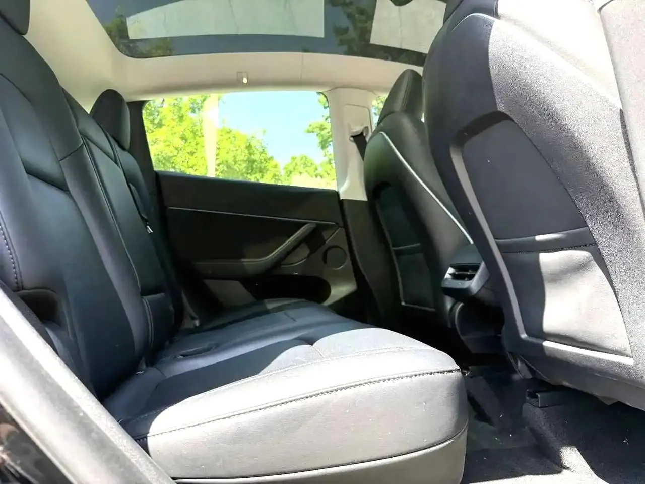 Tesla 2022 Model Y rear-wheel drive version (facelift) automatic gear 12