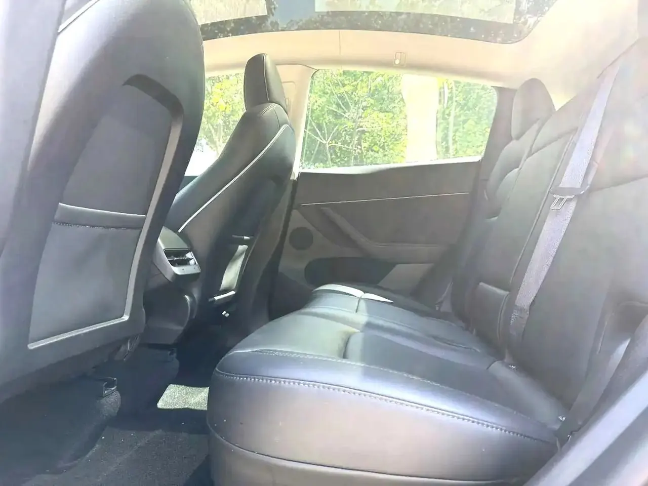 Tesla 2022 Model Y rear-wheel drive version (facelift) automatic gear 13