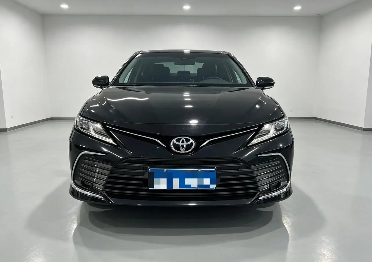 Toyota 2023 Camry 2.0GVP Stepless Leading Edition Automatic Gear 2