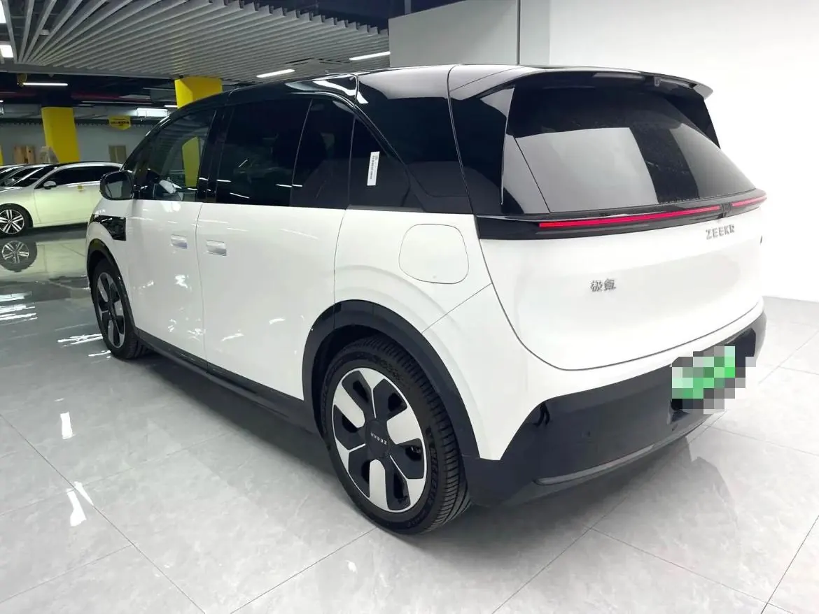 Zeekr 2025 Zeekr MIX Smart Driving Edition Automatic Transmission 4