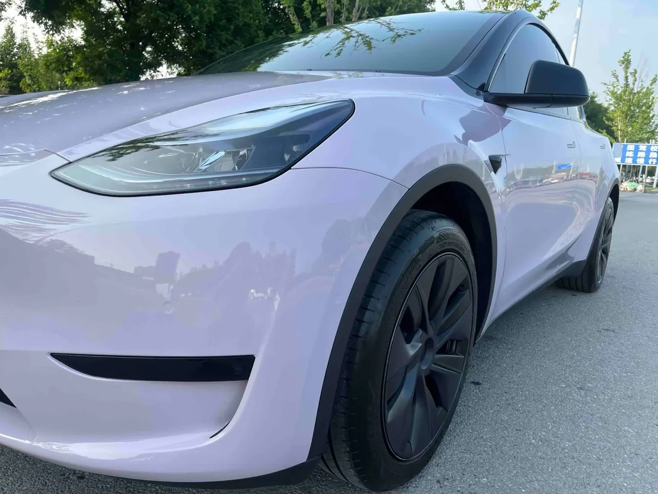 Tesla 2023 Model Y rear-wheel drive version automatic transmission 3