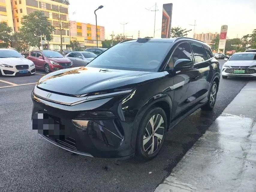 Open image lightbox: BYD 2025 Tang L DM 1.5T stepless 200KM four-wheel drive laser Radar flagship automatic gear