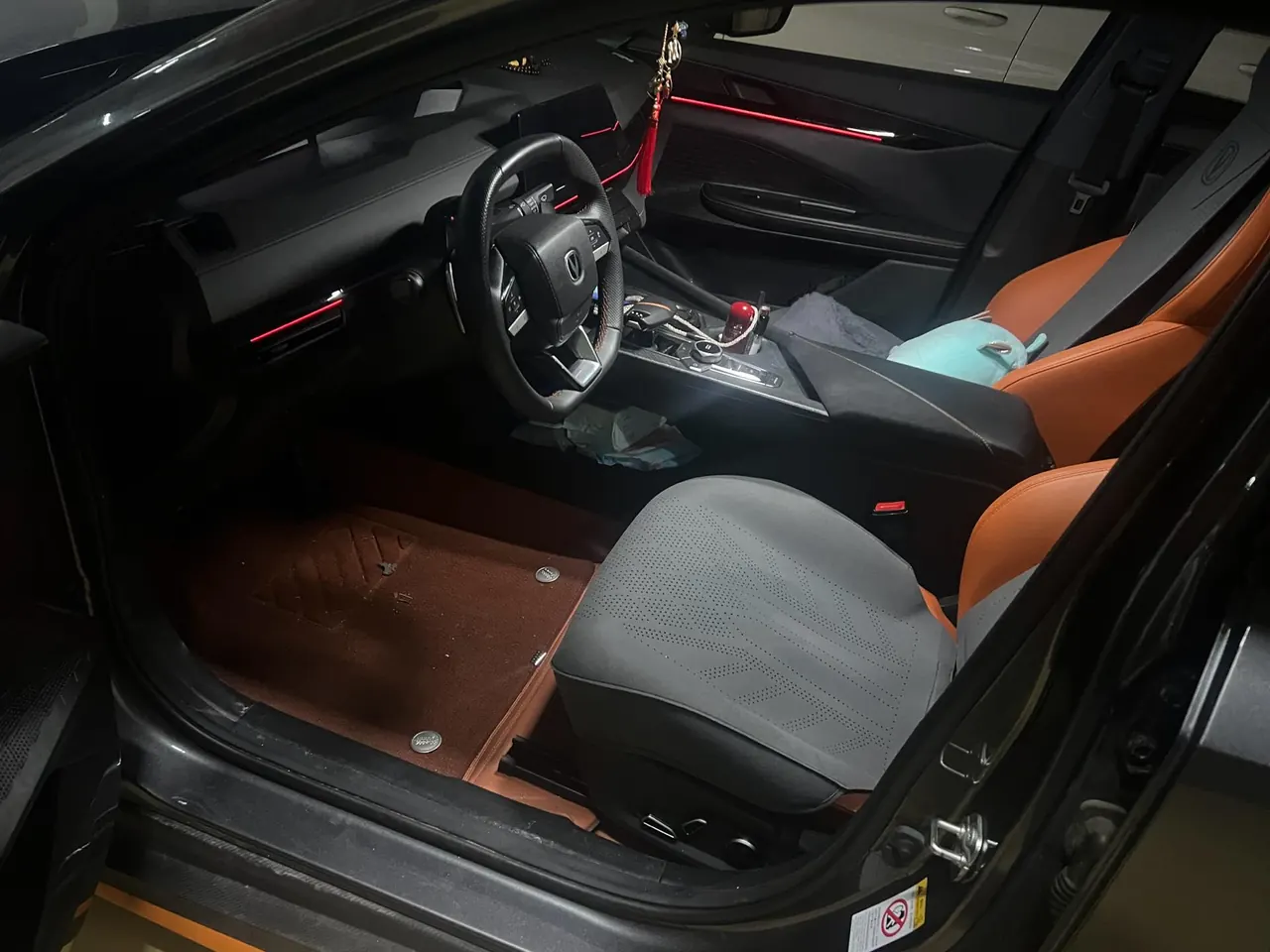 ChangAn 2025 UNI-V 1.5T 500Bar Premium Sports Automatic 4