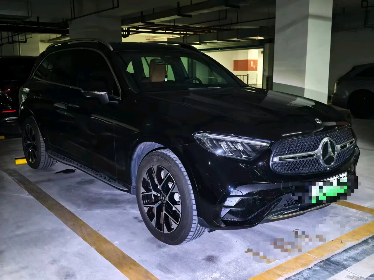 Mercedes Benz GLC Class 2025 GLC 350 e L 4MATIC 2.0T Collection Edition Automatic Gear 3