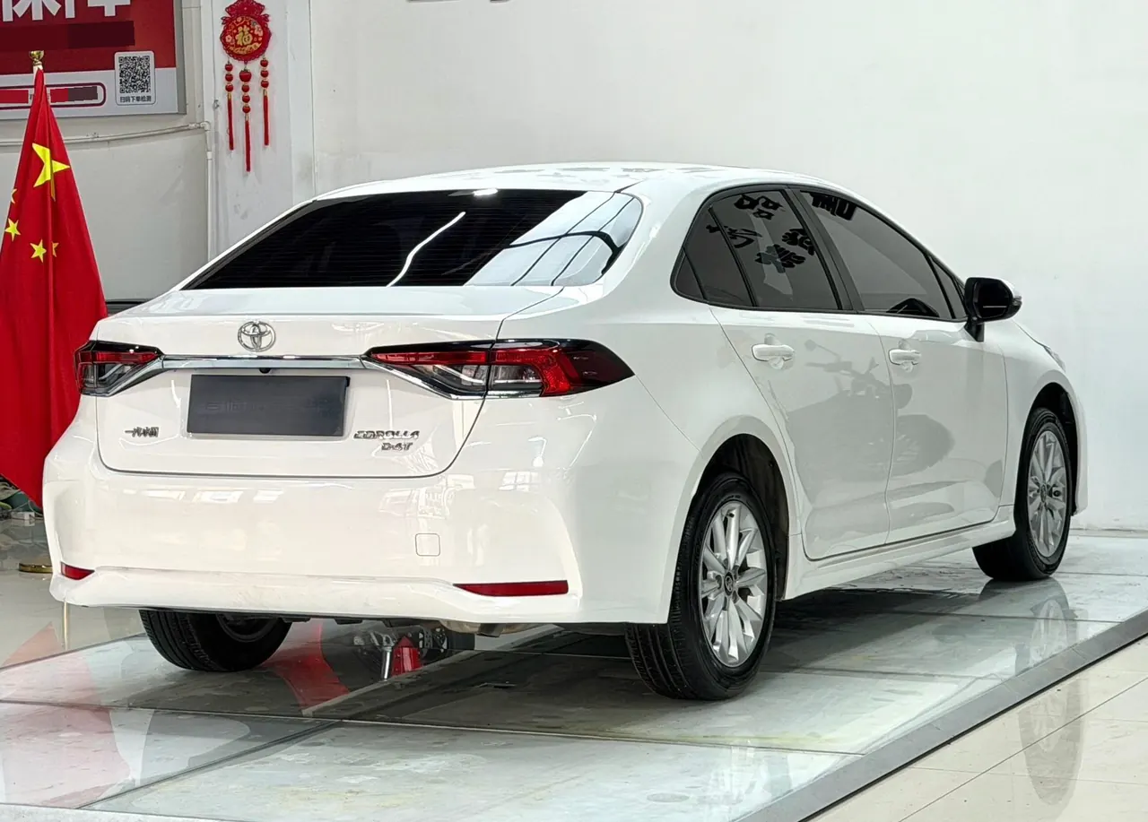 Toyota 2021 corolla 1.2T stepless elite version of automatic gear 16