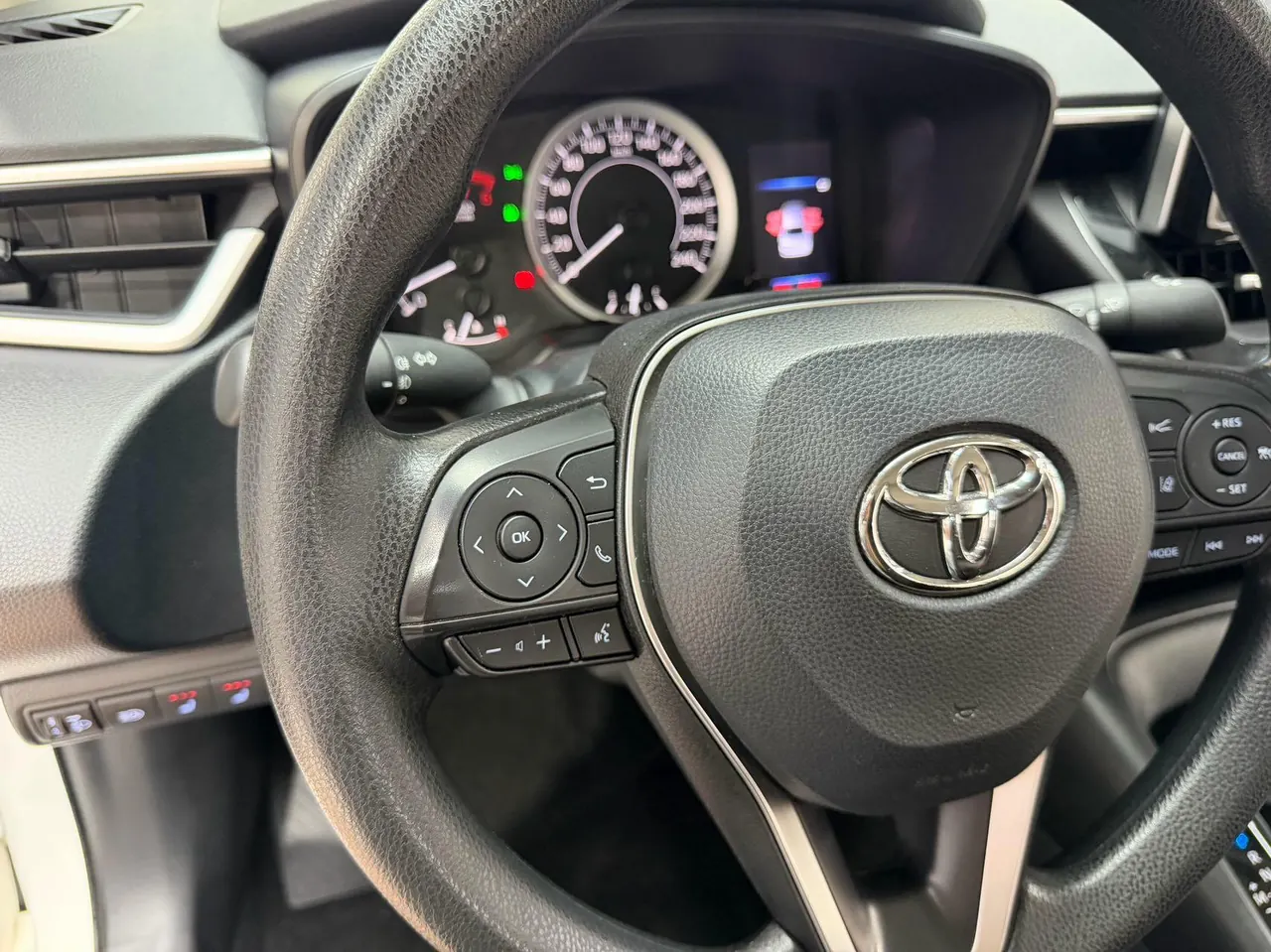 Toyota 2021 corolla 1.2T stepless elite version of automatic gear 3