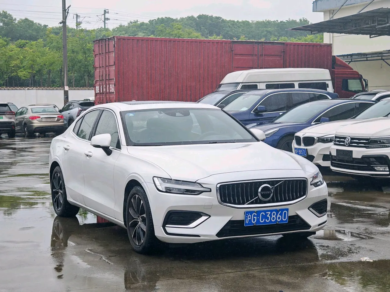 Volvo 2021 S60 2.0T T4 Zhiyi Deluxe Edition Automatic Gear 2
