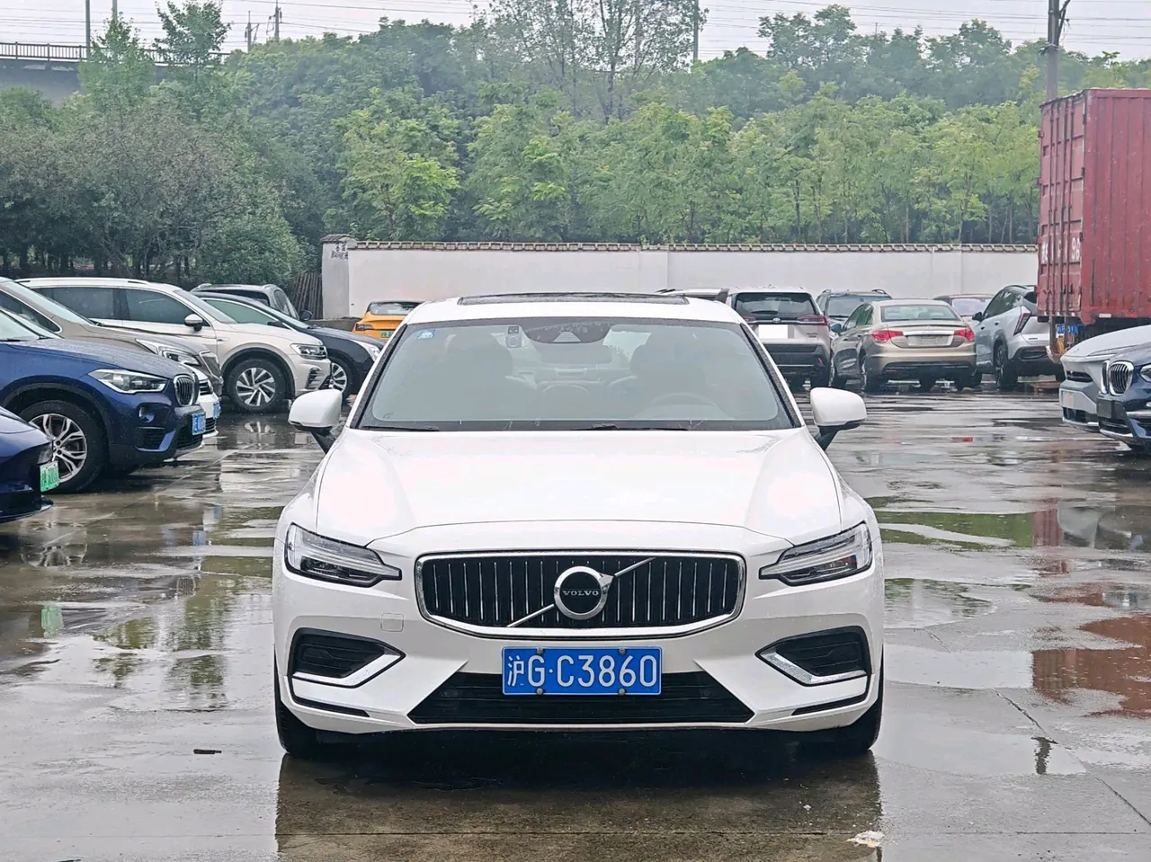 Volvo 2021 S60 2.0T T4 Zhiyi Deluxe Edition Automatic Gear 3