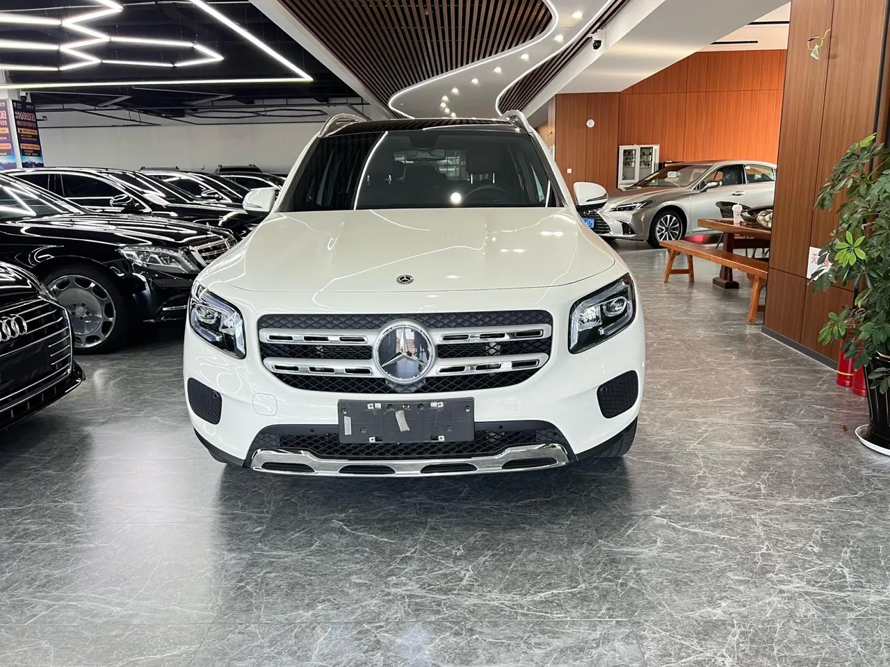 Mercedes Benz 2020 GLB 200 1.3T Dynamic (Modified) Automatic Gear 2