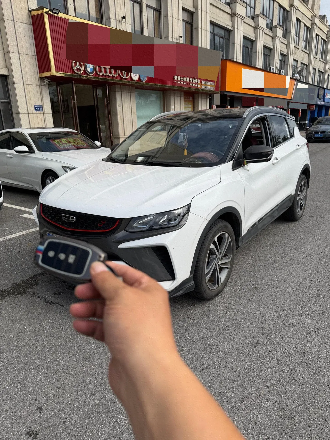 Open image lightbox: Geely 2021 Plantronics 1.4T Platinum Edition Automatic Gear