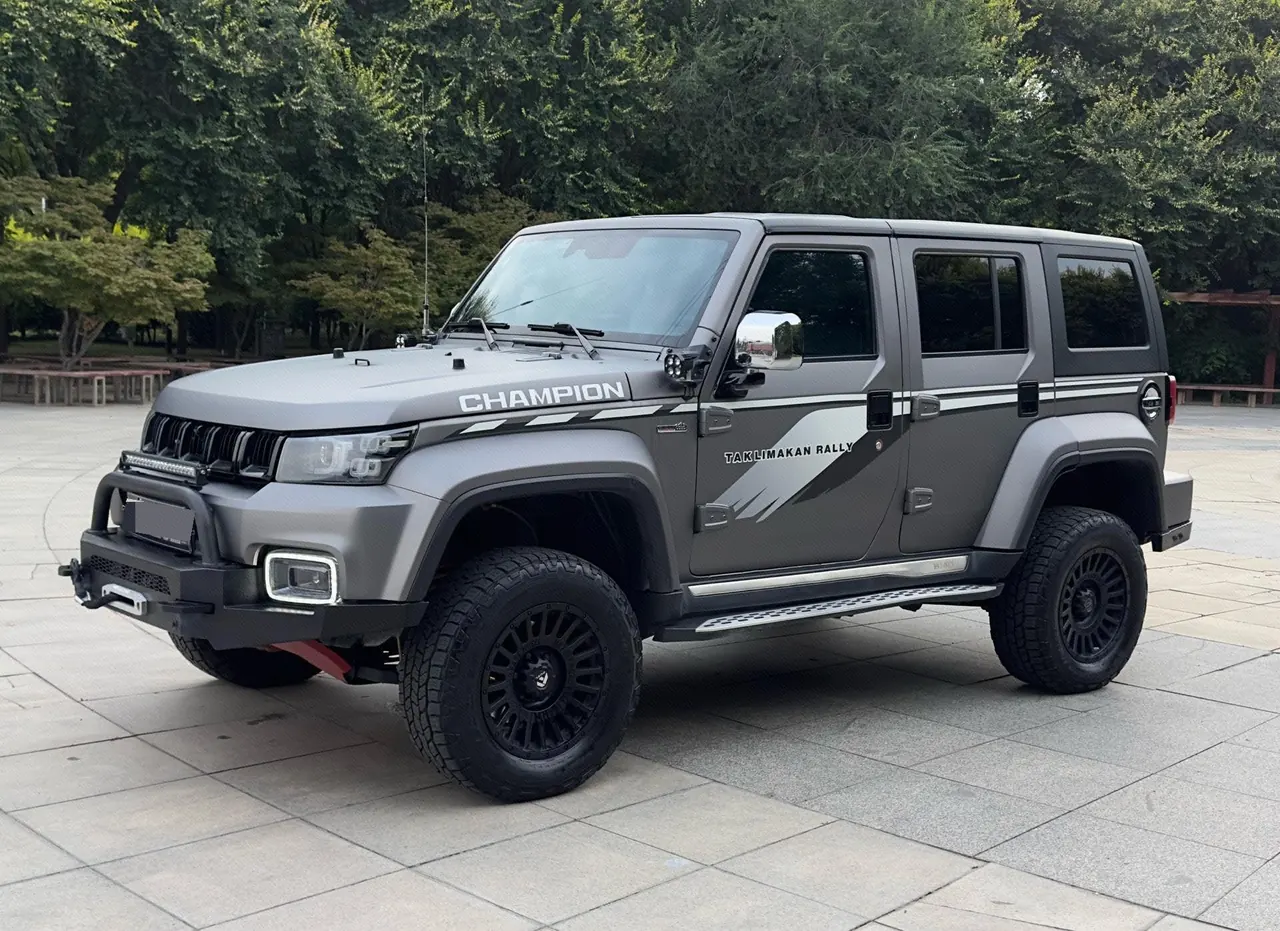 Open image lightbox: Beijing 2022 BJ40 2.0T Four-wheel Drive Ring Tower Champion Edition Automatic Gear