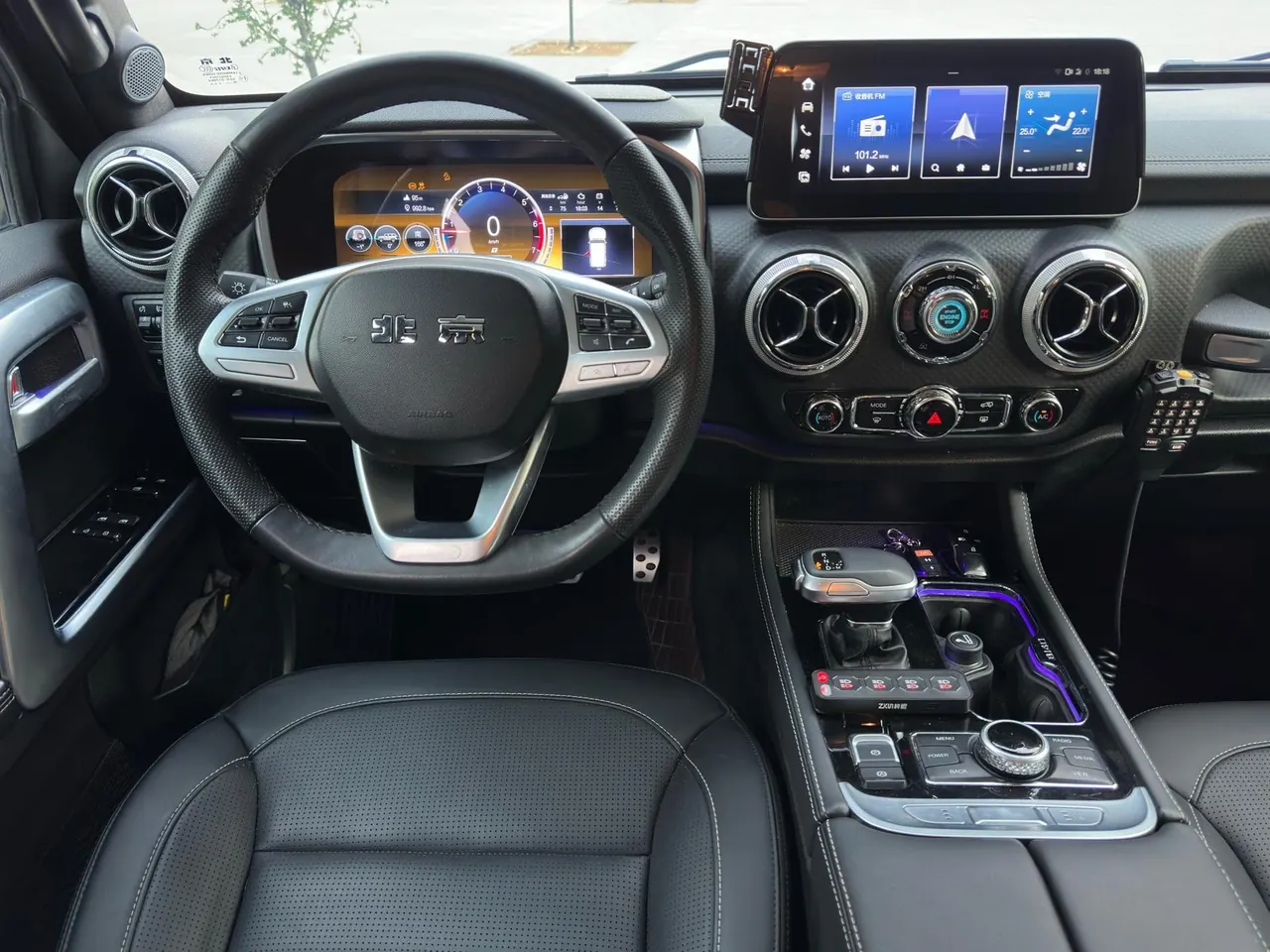 Beijing 2022 BJ40 2.0T Four-wheel Drive Ring Tower Champion Edition Automatic Gear 8