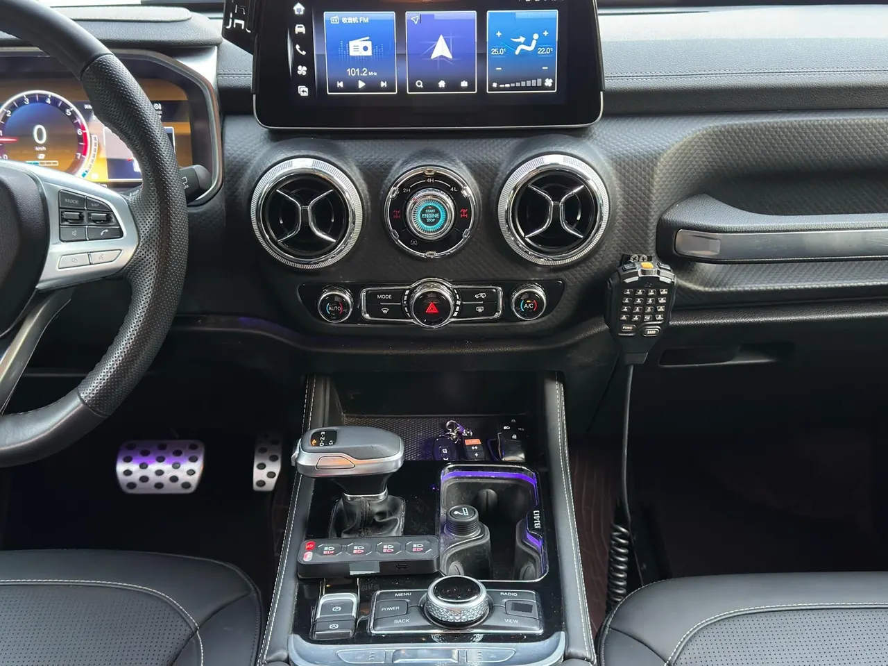 Beijing 2022 BJ40 2.0T Four-wheel Drive Ring Tower Champion Edition Automatic Gear 9