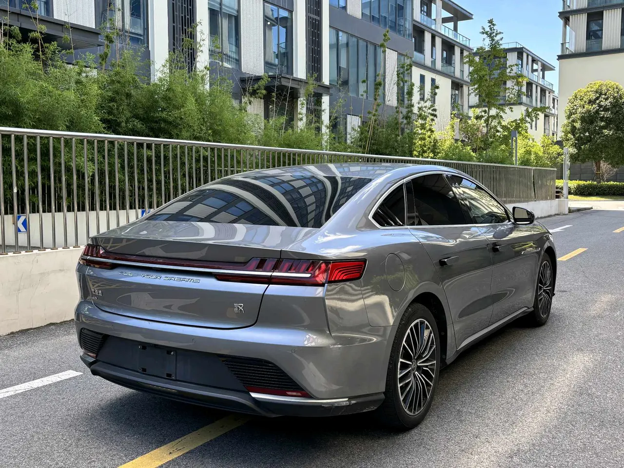 BYD 2020 Han Super Long Endurance Edition Noble Automatic Transmission 4