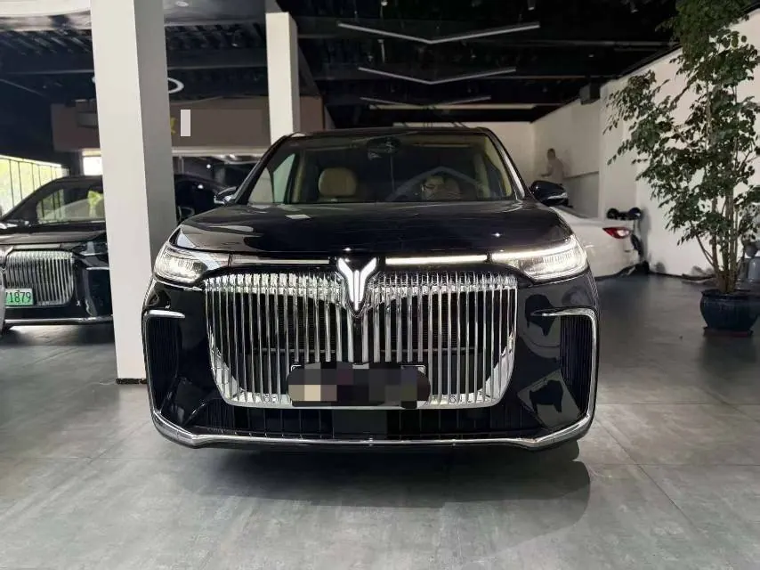 Voyah 2025 Model Dreamer PHEV 1.5T Four-Wheel-Drive Excellence Kunpeng Version Automatic Transmission 3