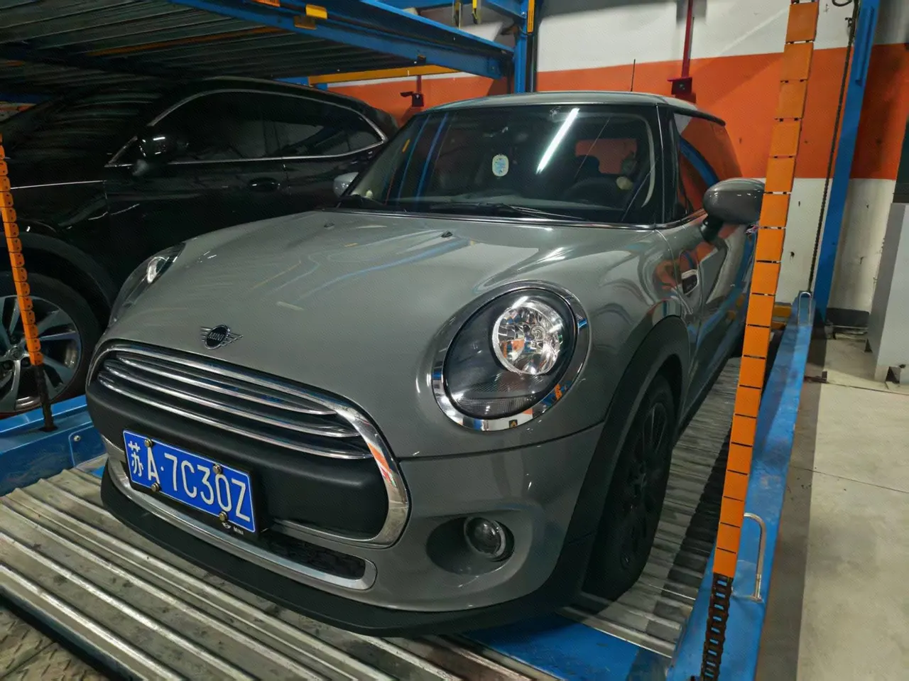 Open image lightbox: MINI Mini (imported) 2021 Mini One PLUS 1.5T automatic gear