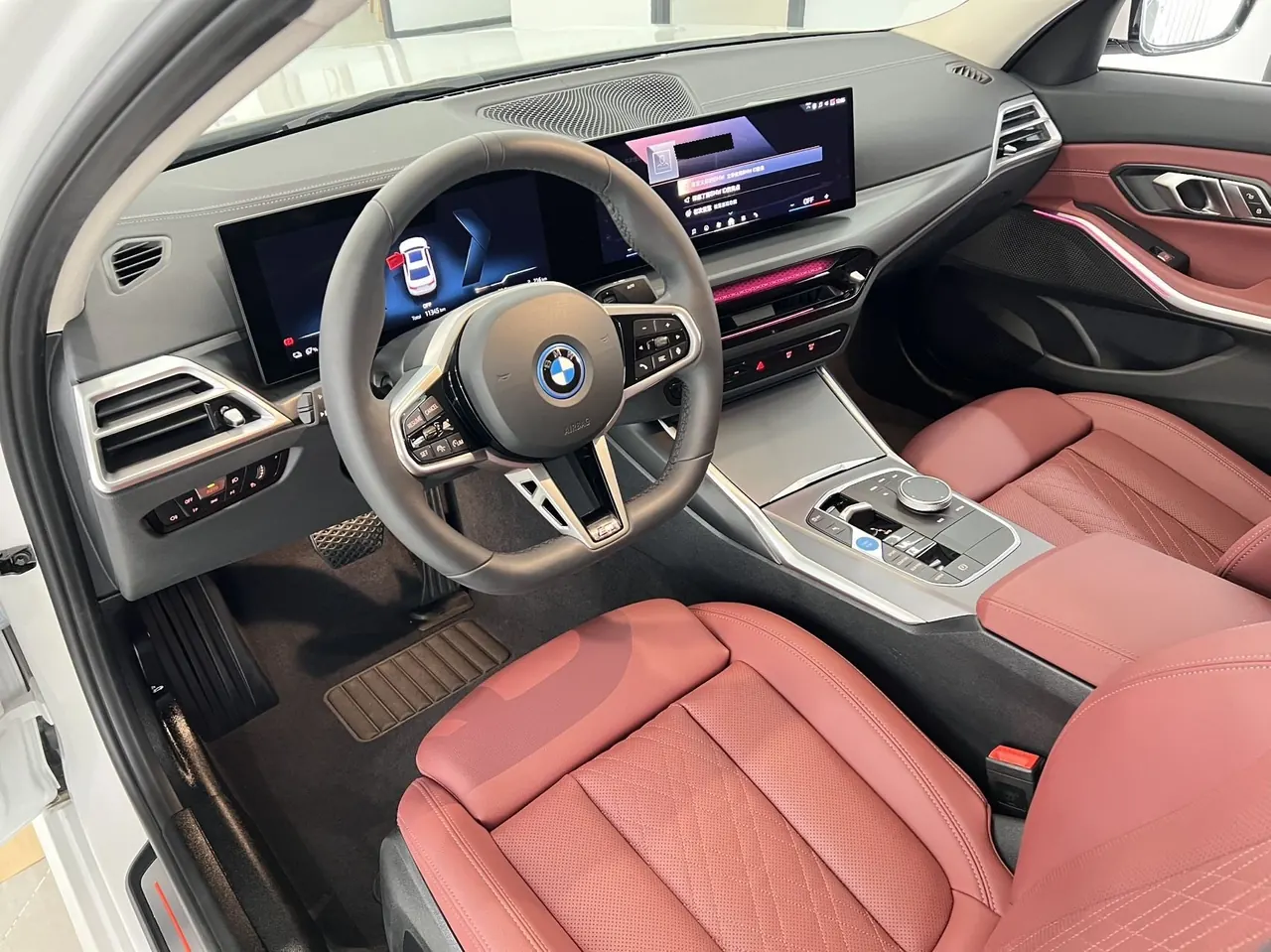 BMW 2025 i3 eDrive 35 L automatic gear 5