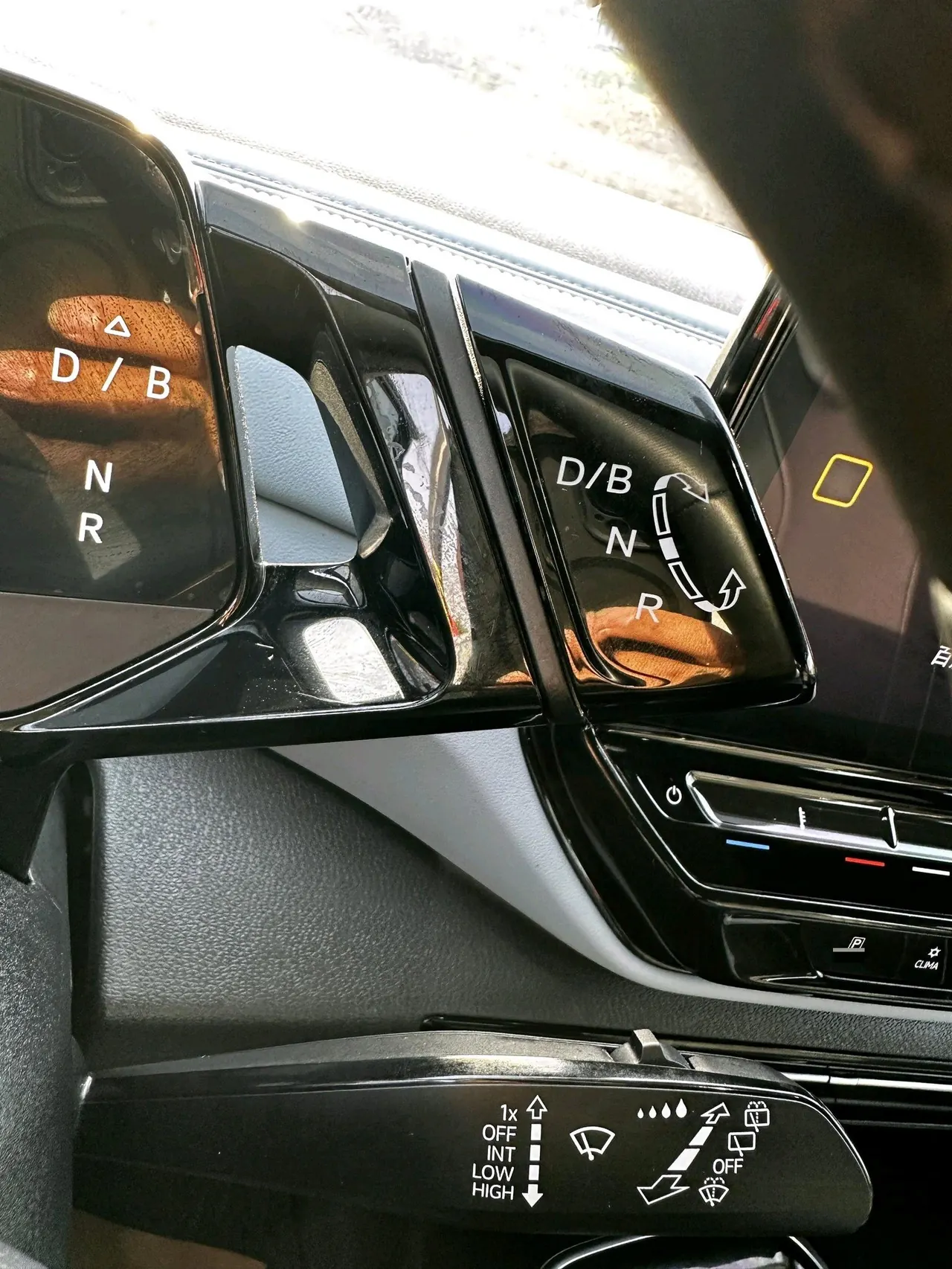 Volkswagen 2024 ID. 4 x Pure Smart Edition, Automatic Transmission 14