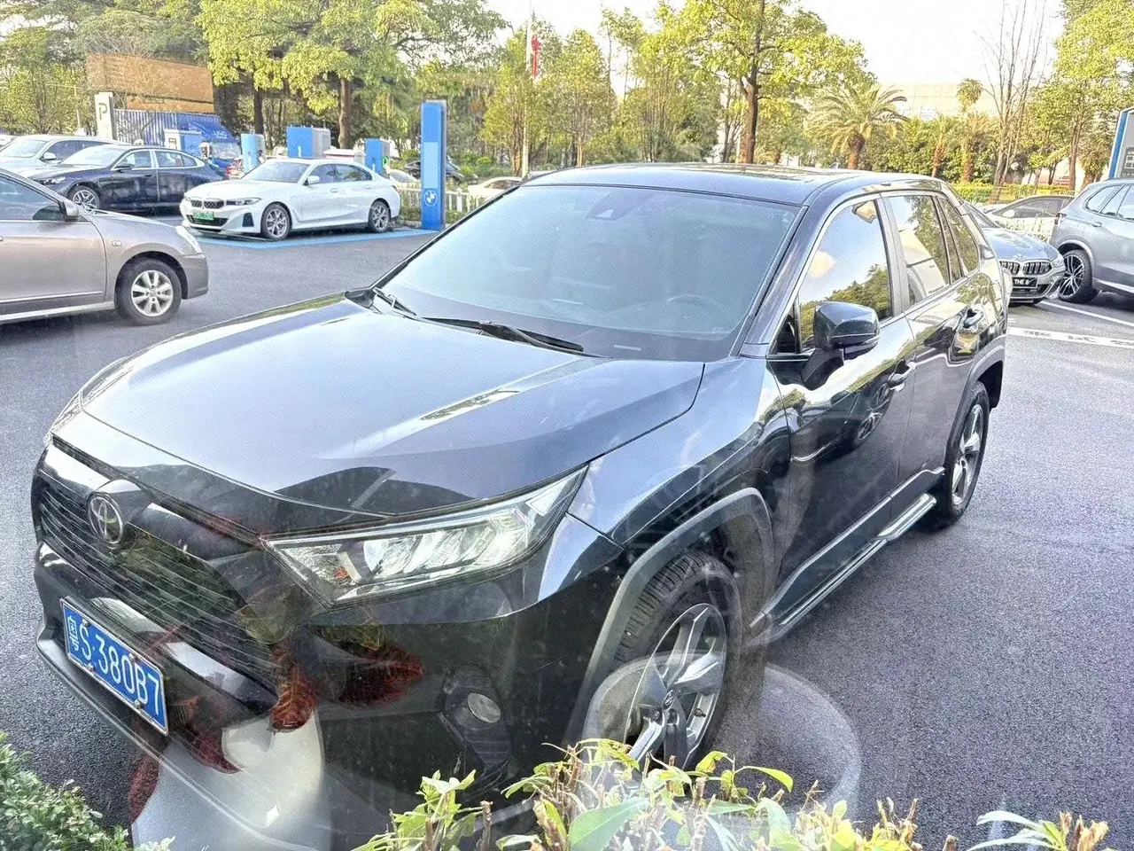 Open image lightbox: Toyota 2021 RAV4 Rongbo 2.0 Stepless Two-Drive Fashion PLUS Edition Automatic Gear