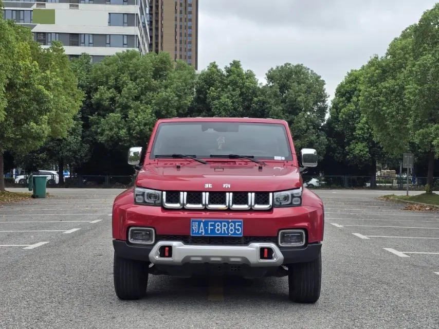 Beijing 2021 BJ40 2.0T Four-wheel Drive Ring Tower Champion Edition Automatic Gear 2